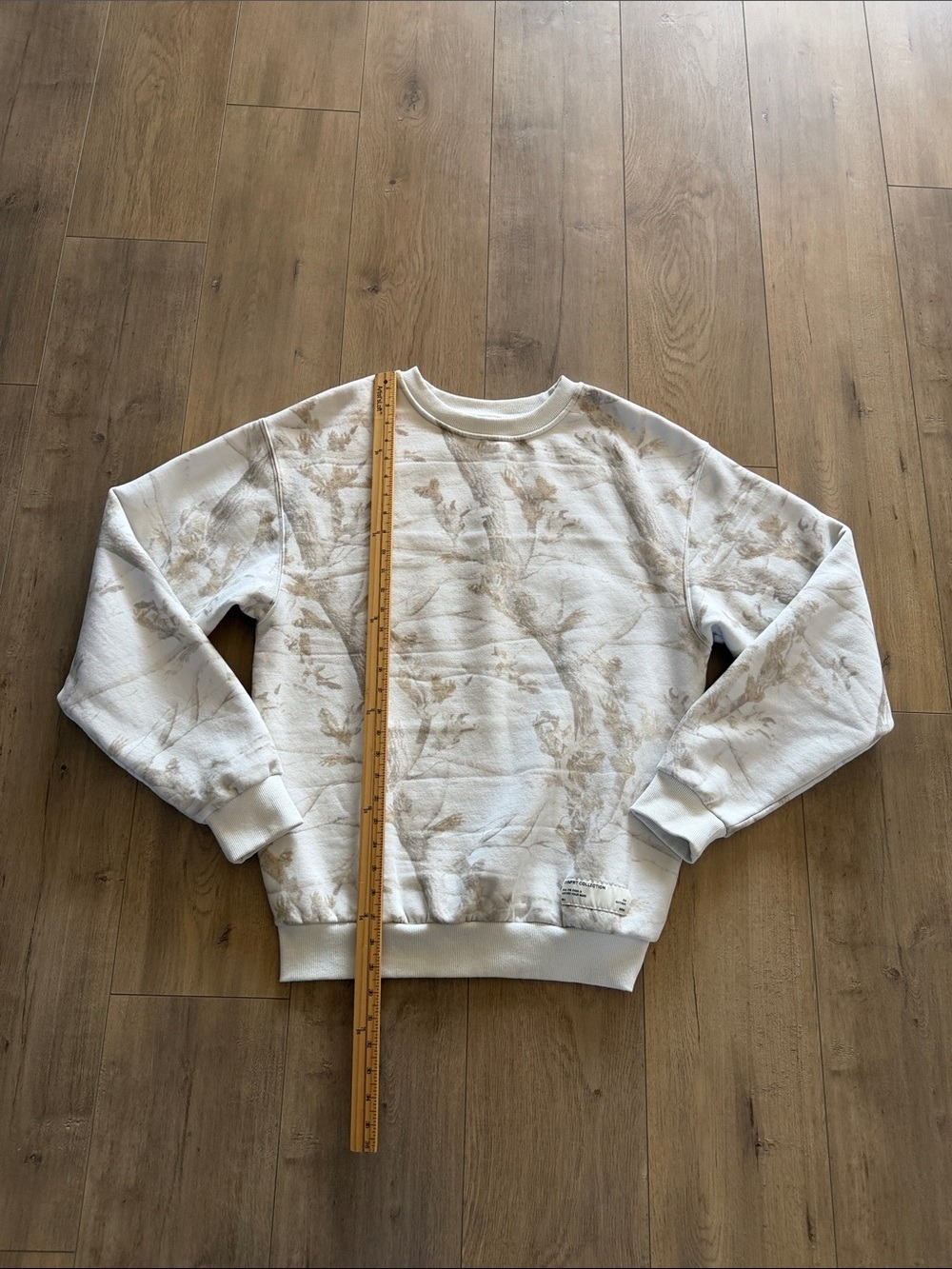 Comfrt Cozy Camo Crew White Oak Crewneck Sweatshirt Size M Unisex Oversized Cozy - Picture 7 of 9
